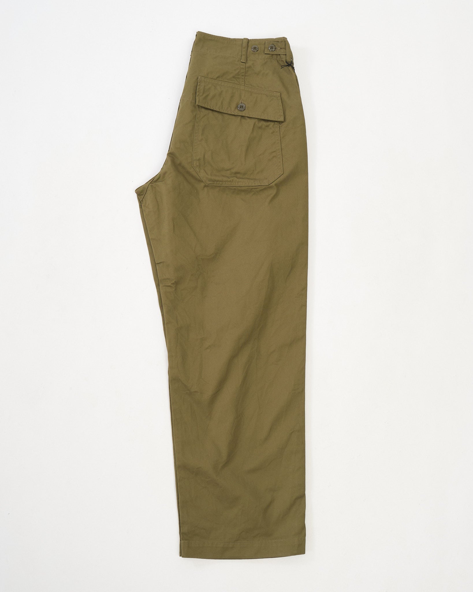 ユニフォームエクスペリメントTAPERED BAKER PANTS OLIVE 44-700T Baker Pants Olive by Spellbound - Meadow
