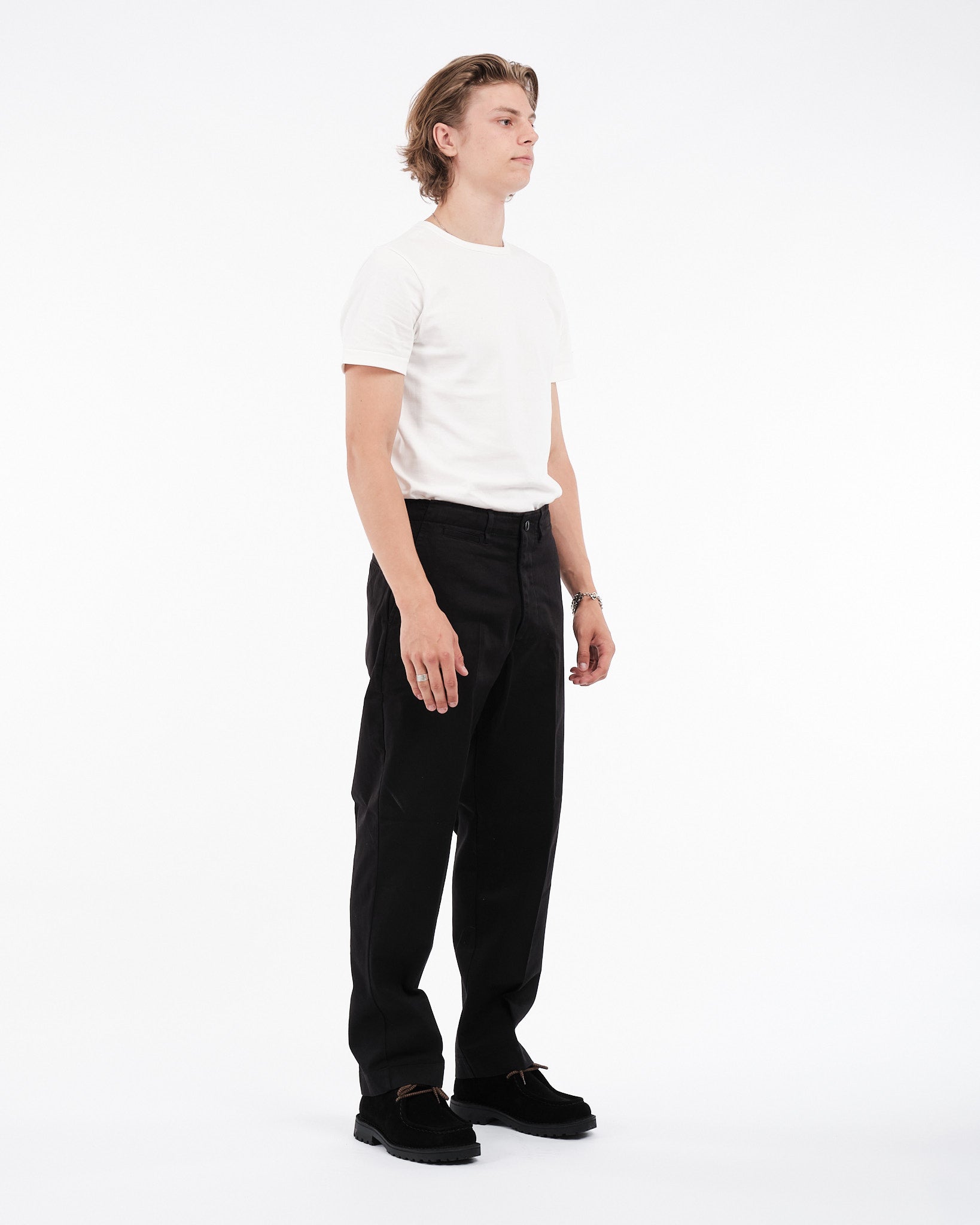 GOOD BASICS chino deep black by Merz B Schwanen - Meadow