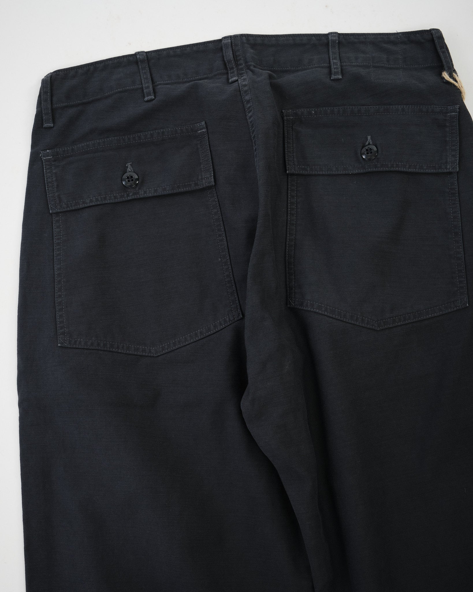 ま*つ様 KAJA UTILITY TROUSERS ブラック　サイズ3 KAJA UTILITY TROUSERS ブラック サイズ3