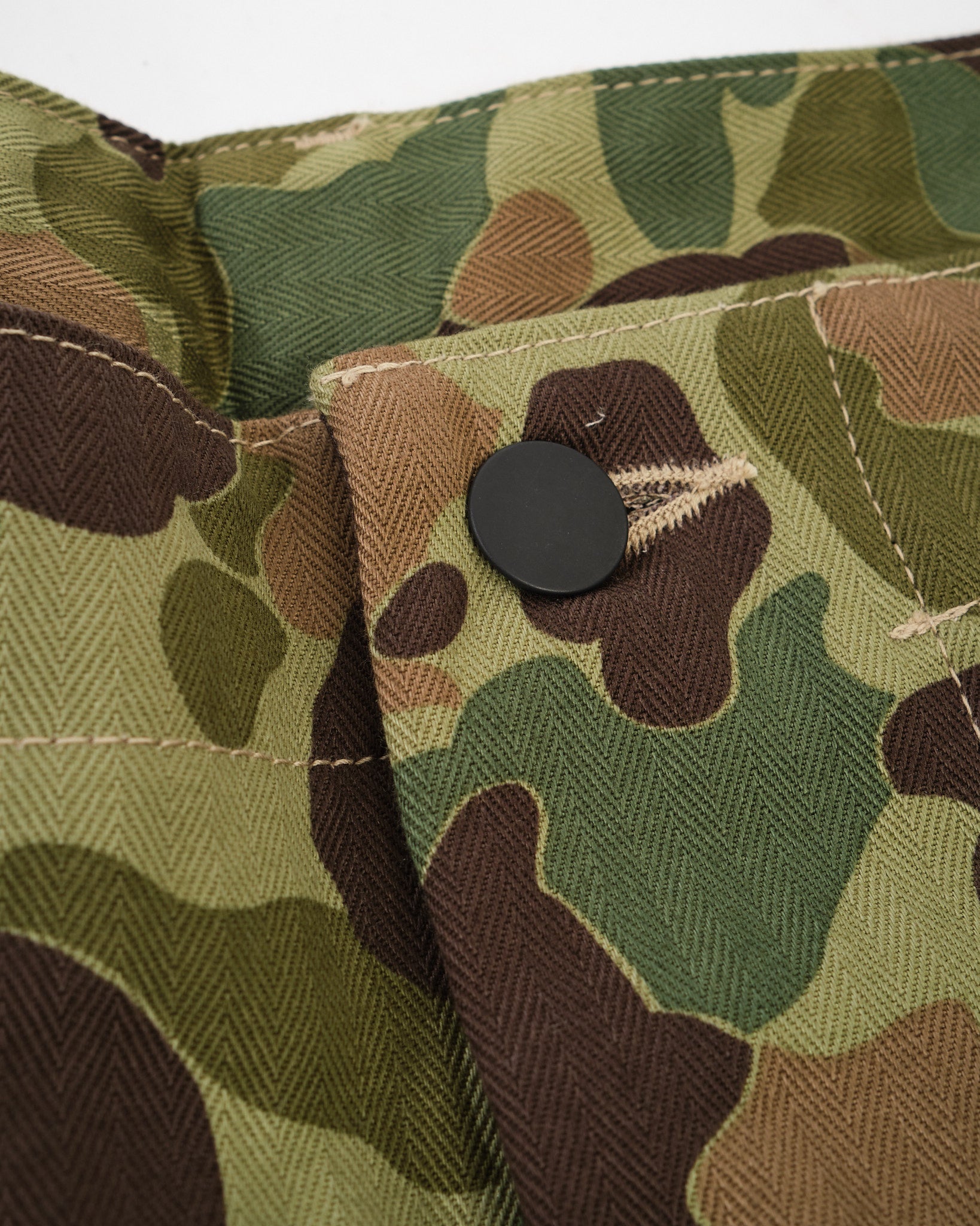 THE REAL MCCOYS | MP26002 REVERSIBLE FROGSKIN CAMOUFLAGE SHORTS