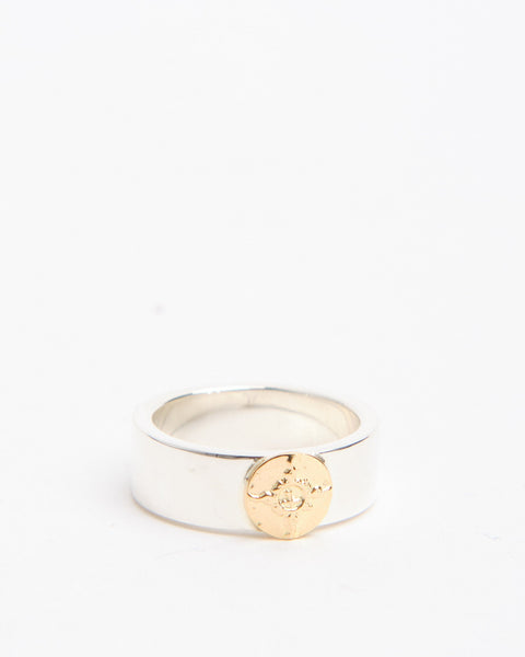 R-001 Flat hammered,8mm Plane Ring with K18 #22 by First Arrows