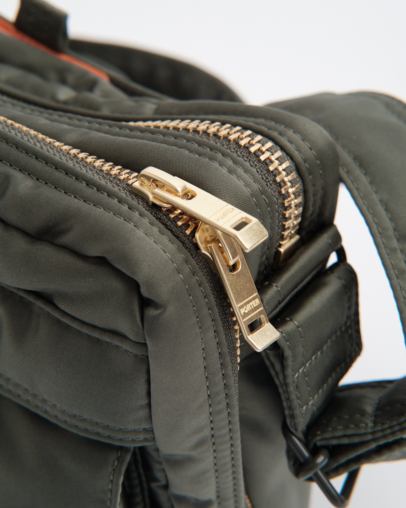 porter | Tanker Sling Bag W Zip Sage Green | meadow