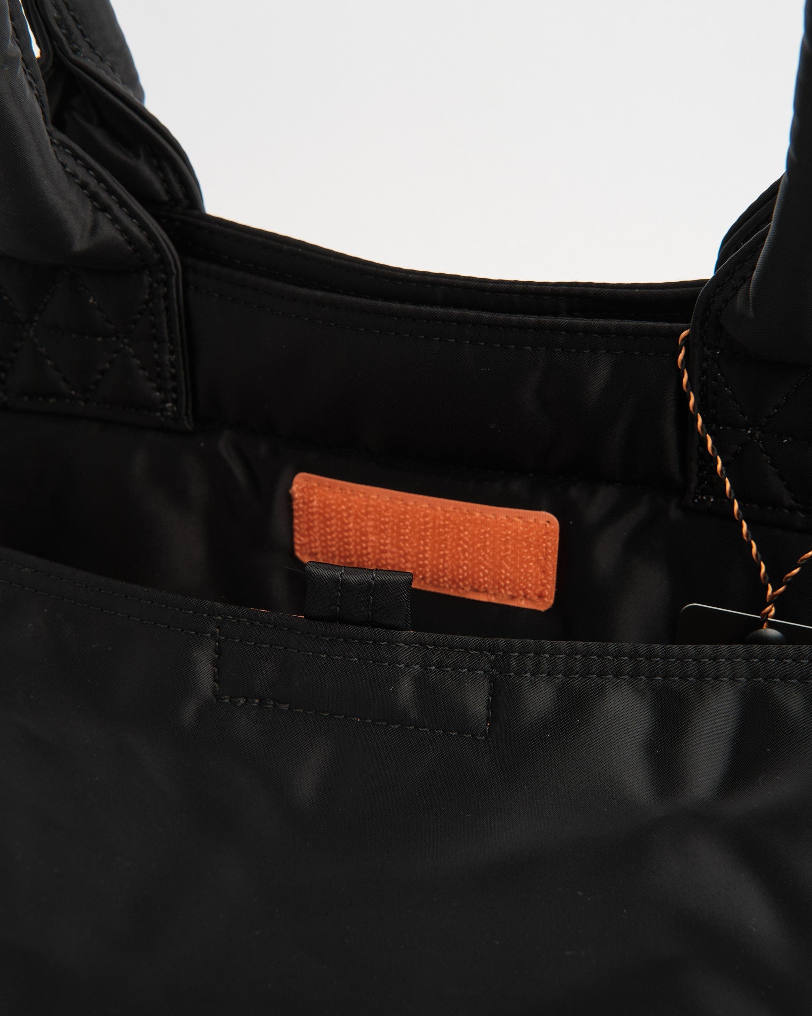 porter | Tanker Tote Bag (L) Black | meadow