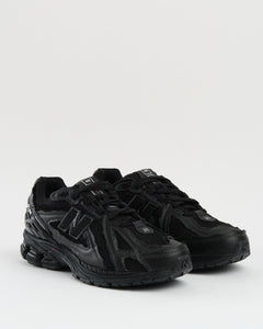 1906 PROTECTION PACK BLACK M1906DF from New Balance - photo №2. New Footwear at meadowweb.com
