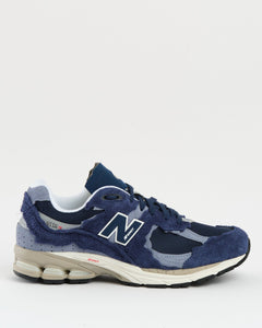 2002R Protection Pack NB NAVY M2002RDK from New Balance - photo №1. New Footwear at meadowweb.com