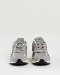 2002R Protection Pack SLATE GREY/BRIGHTON GREY M2002RDM from New Balance - photo №3. New Footwear at meadowweb.com