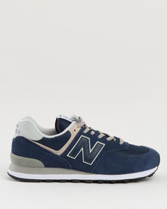574 Navy / White ML574EVN from New Balance - photo №1. New Footwear at meadowweb.com