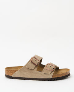 Arizona Soft Footbed Suede Taupe from Birkenstock - photo №1. New Footwear at meadowweb.com