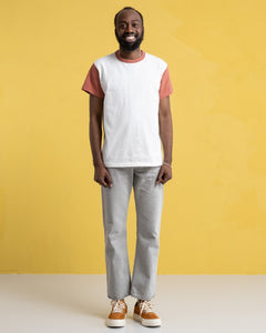 La'ie SS T-Shirt Off White / Spiced Apple "Brooklyn Robins" from Sunray Sportswear - photo №1. New T-shirts at meadowweb.com