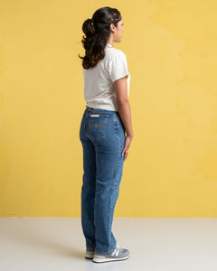 Lofty Lo Wavy Blues from Nudie Jeans Co - photo №22. New Jeans at meadowweb.com