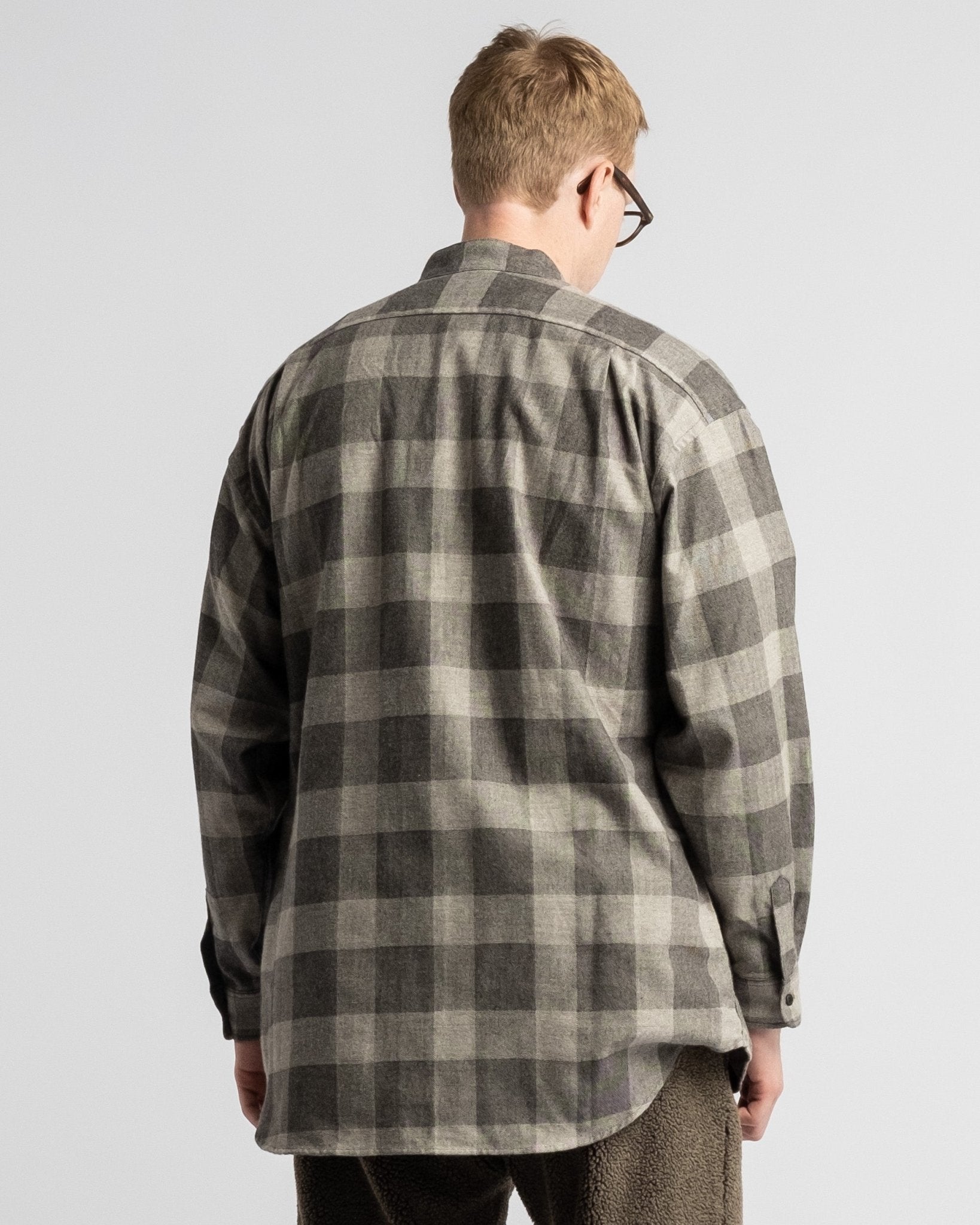 Loose Fit Stand Collar Shirt Grey Check 160 - Meadow