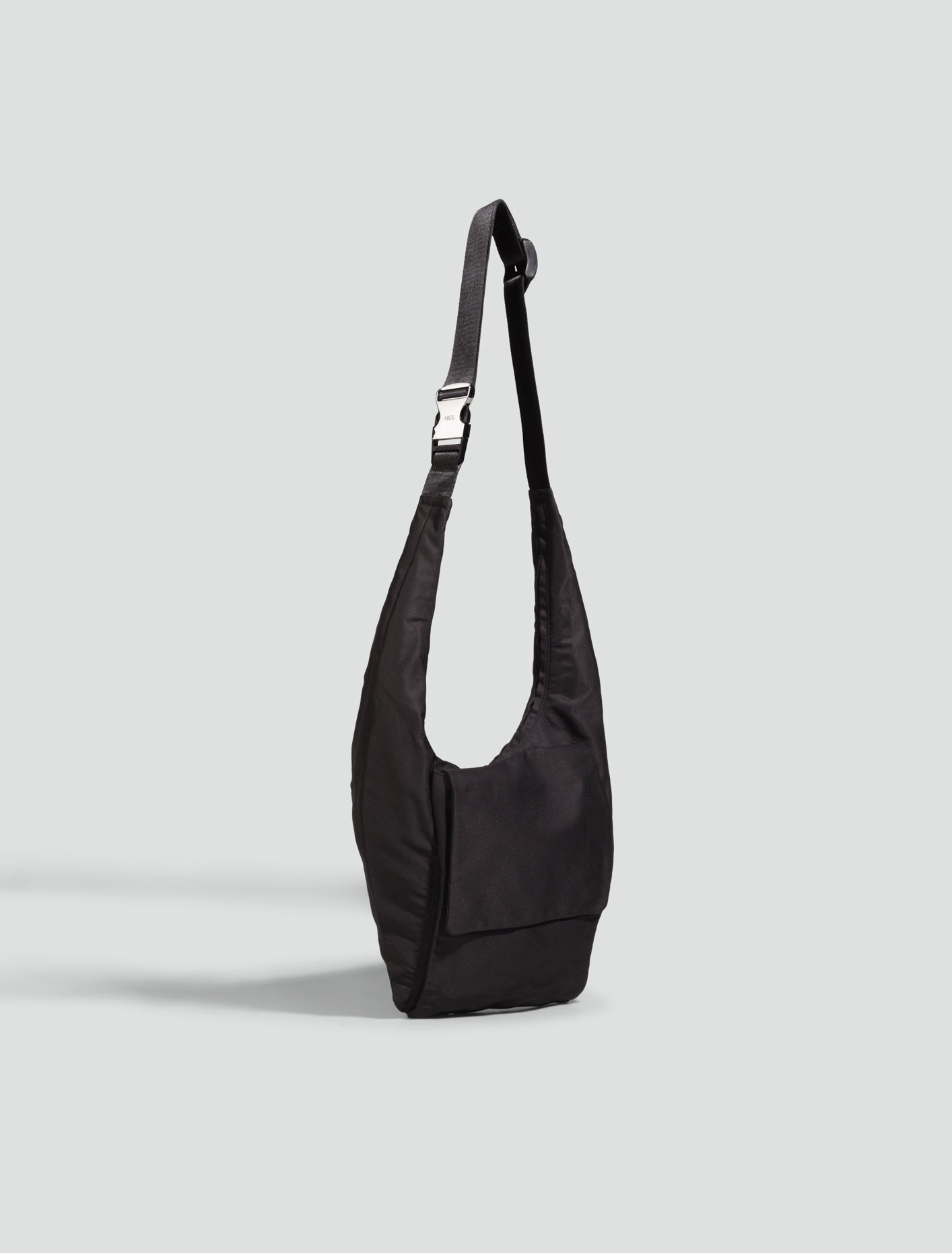 Sample Sling Bag Black - Meadow