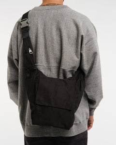 Sample Sling Bag Black from ARCS LONDON - photo №1. New Bags at meadowweb.com
