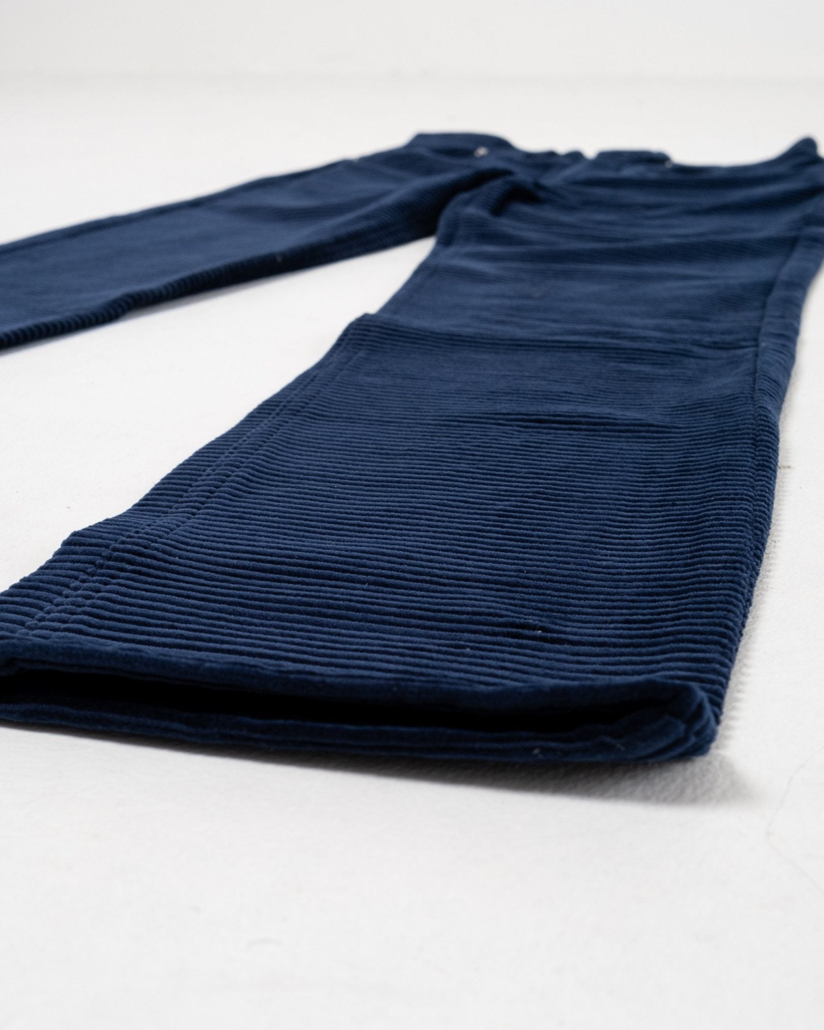 Sin Cord Jeans Navy Blue - Meadow