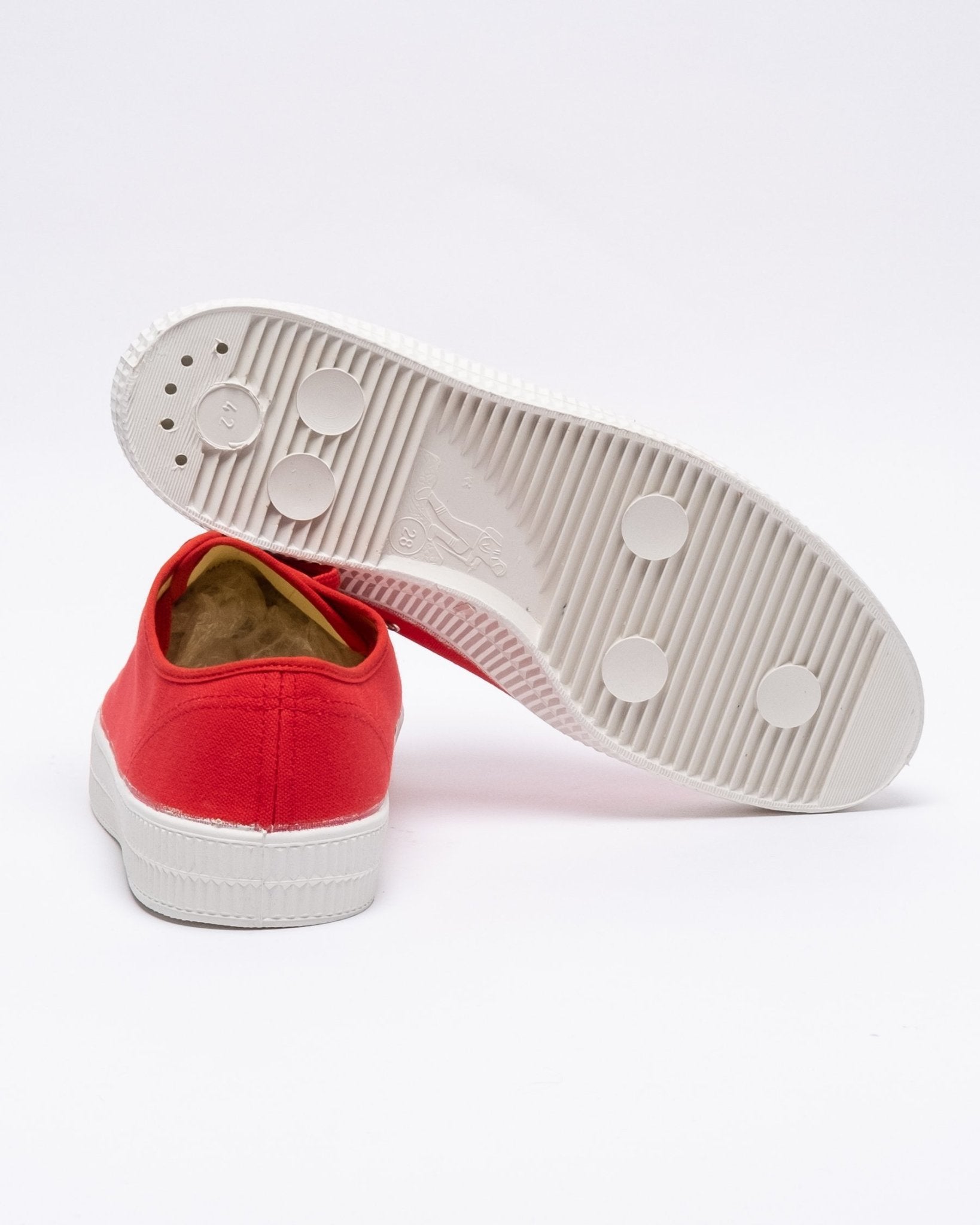 りさ【NOVESTA】STAR MASTER CLASSIC レッド Star Master Classic Cherry by Novesta - Meadow