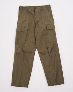 VINTAGE FIT 6 POCKETS CARGO PANTS ARMY GREEN from orSlow - photo №17. New Trousers at meadowweb.com