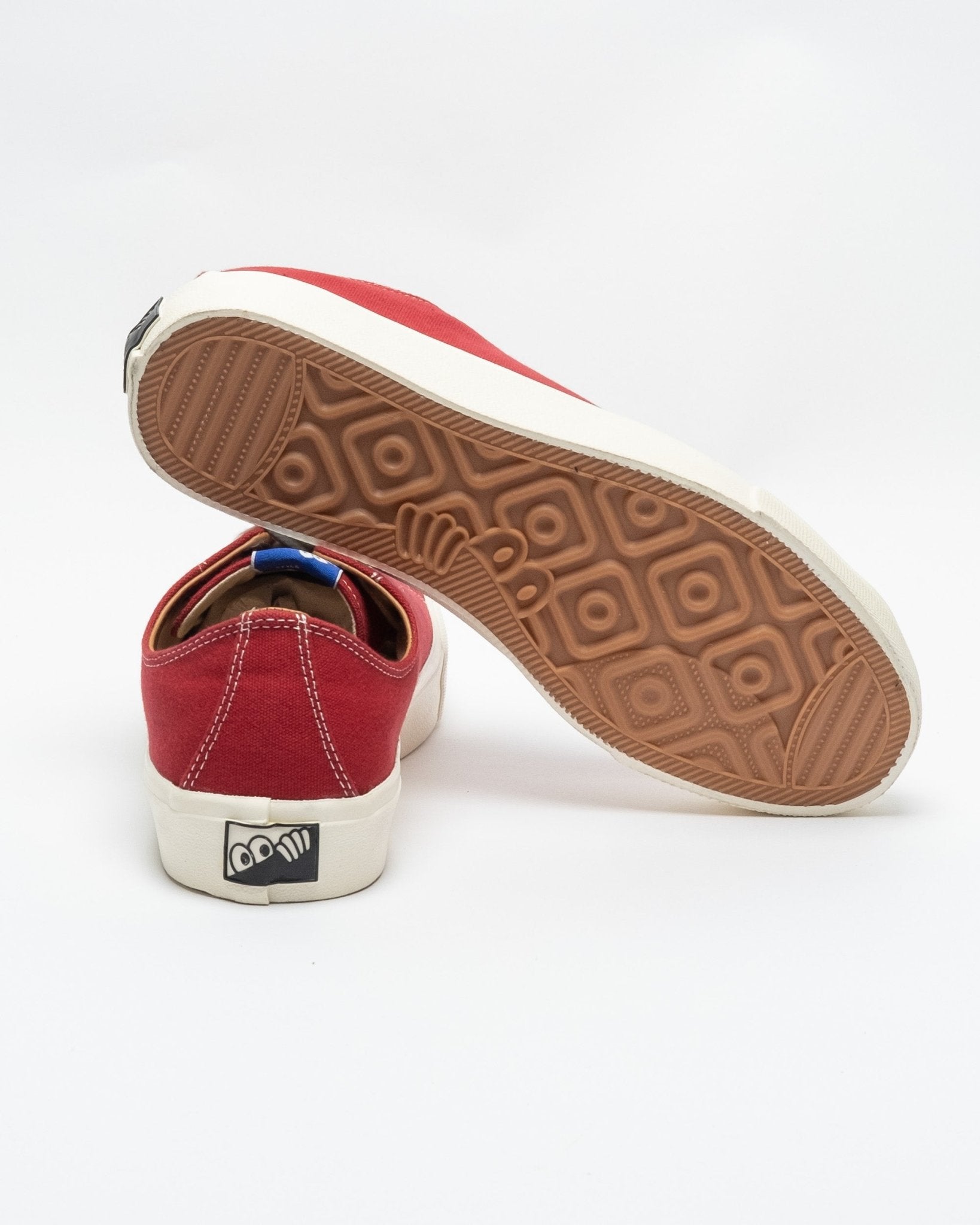VM003-Canvas LO Classic Red/White - Meadow